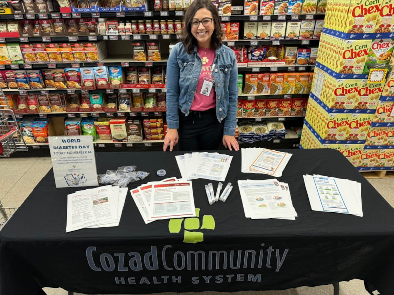 diabeted education nurse at the grocery store